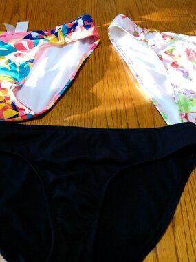 3 PC SWIM BOTTOMS SIZE MED NEW WITHOUT TAGS